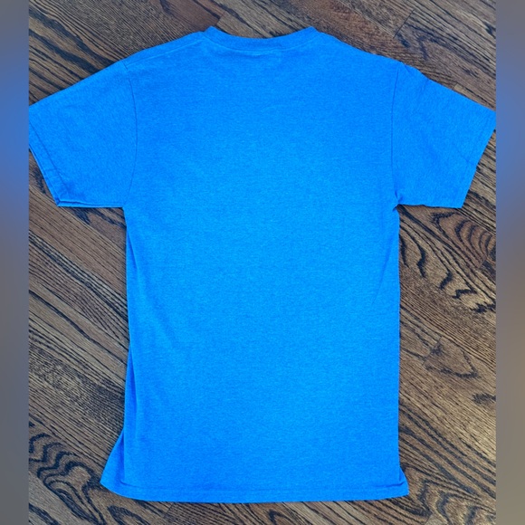 Disney Snow White seven dwarfs doc tee shirt size small - Picture 2 of 3